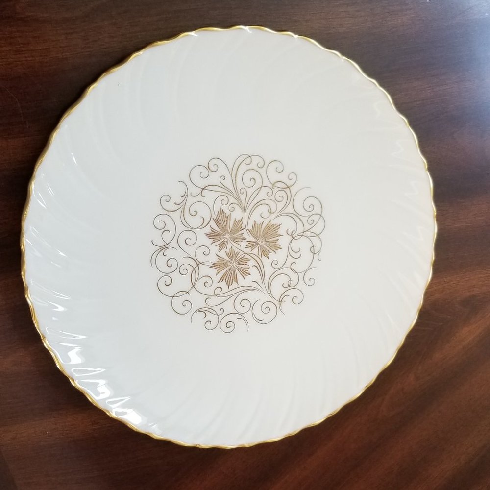4 Lenox Orleans Dinner Plates  ***Beautiful***